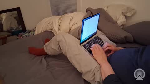 Snapshot of gloveseattle chatting on 22, 12, 2025 g-love-pnw online show from 22, 12, 2025