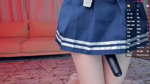 Snapshot of glowhub_ chatting on 25, 3, 2026 Ann Eliz and Gigi online show from 25, 3, 2026