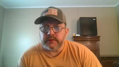 Snapshot of gobey33 chatting on 17, 2, 2026 IDKIDCIDGAF online show from 17, 2, 2026