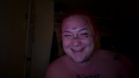 Snapshot of goddess182002 chatting on 6, 10, 2025 goddess182002 online show from 6, 10, 2025