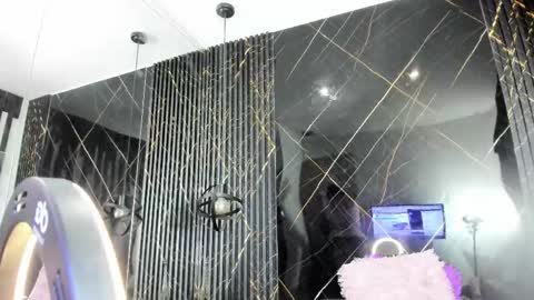 Snapshot of goddess_arethaozz chatting on 27, 3, 2026 Aretha online show from 27, 3, 2026