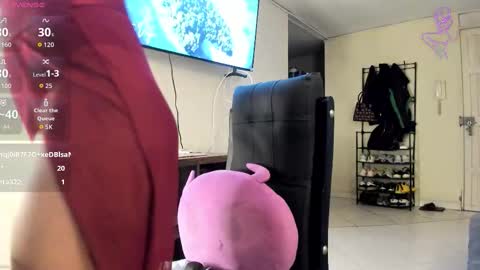 Snapshot of goddess_khaleesi chatting on 4, 3, 2026 Khaleesi online show from 4, 3, 2026