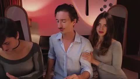 Snapshot of goddess_marylin chatting on 18, 6, 2026 330 UTC2 girls online show from 18, 6, 2026