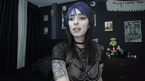 Mortem model independientfollow me on my telegram channel   online show from 4, 1, 2025