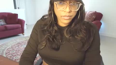 Snapshot of goddess_xandra_xquisite chatting on 23, 4, 2026 Xandra The Goddess online show from 23, 4, 2026