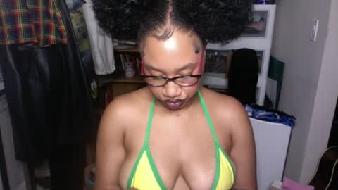 Goddess Daisy Sky online show from 26, 9, 2025