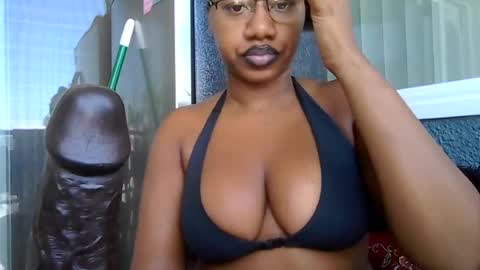 Snapshot of goddessdaisysky chatting on 4, 8, 2026 Goddess Daisy Sky online show from 4, 8, 2026