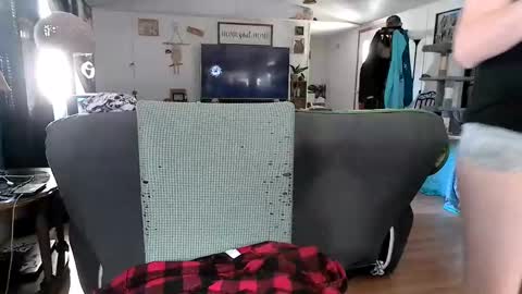 Snapshot of goddessdeezy chatting on 23, 10, 2025 goddessdeezy online show from 23, 10, 2025