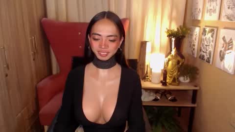Snapshot of goddessdeia chatting on 8, 10, 2025 Deia online show from 8, 10, 2025