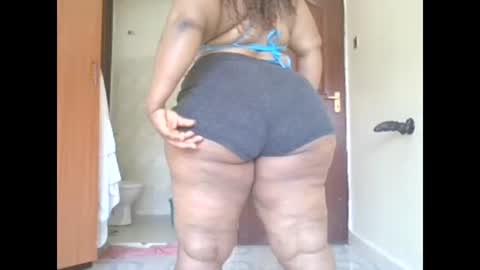 Snapshot of goddessebon chatting on 8, 1, 2025 shasha big online show from 8, 1, 2025