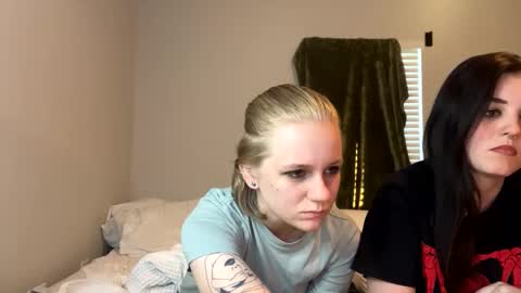 Snapshot of goddessfeyaa chatting on 5, 12, 2024 feyaa22 online show from 5, 12, 2024