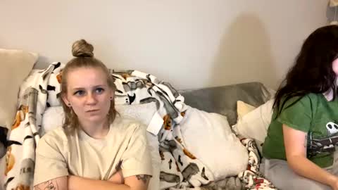 Snapshot of goddessfeyaa chatting on 13, 2, 2025 feyaa22 online show from 13, 2, 2025