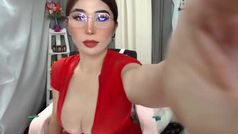 Snapshot of goddessjasmin chatting on 4, 1, 2025 Goddessjasmin online show from 4, 1, 2025