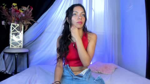 Snapshot of goddessjulieta chatting on 20, 12, 2024 Julieta online show from 20, 12, 2024