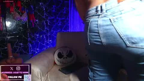 Snapshot of goddessjuliettenoiir chatting on 21, 5, 2026 Goddes Juliette Noiir online show from 21, 5, 2026
