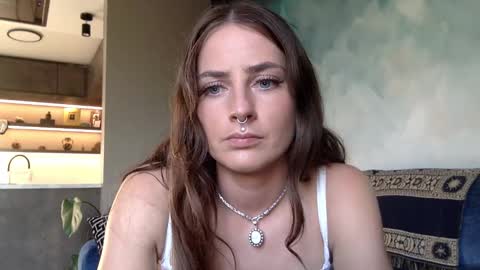 Snapshot of goddessmiamuse chatting on 22, 9, 2025 goddessmiamuse online show from 22, 9, 2025