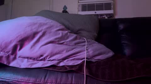 Snapshot of goddessmonni chatting on 4, 3, 2025 MonniDoll online show from 4, 3, 2025