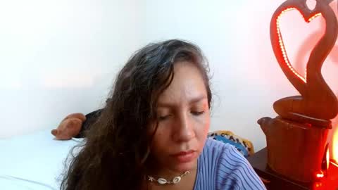 Naih Reyes online show from 21, 12, 2024