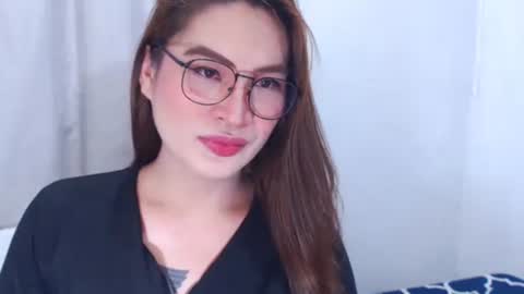 QUEEN JANE online show from 25, 3, 2026