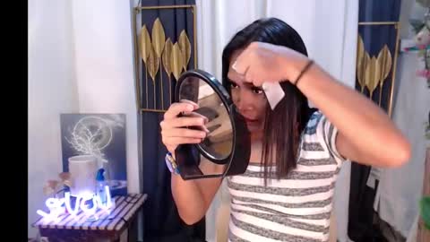Snapshot of goddessquinnie chatting on 22, 12, 2024 quinnie online show from 22, 12, 2024