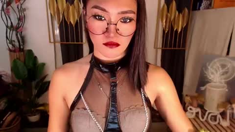 Snapshot of goddessquinnie chatting on 4, 2, 2025 quinnie online show from 4, 2, 2025