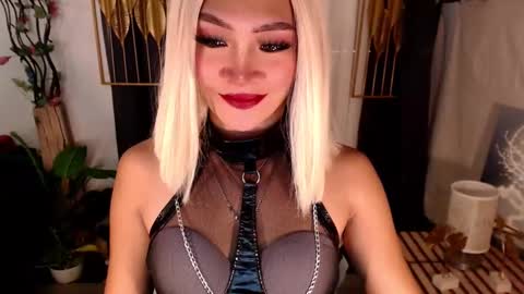 Snapshot of goddessquinnie chatting on 3, 3, 2025 quinnie online show from 3, 3, 2025