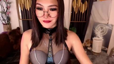 Snapshot of goddessquinnie chatting on 8, 3, 2025 quinnie online show from 8, 3, 2025