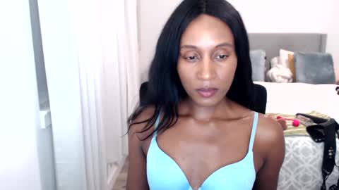 GODDESS ROBIN  ---  --SUBSCRIBE NOW  online show from 16, 1, 2025
