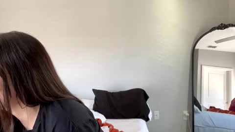 Goddess Raven online show from 4, 1, 2025