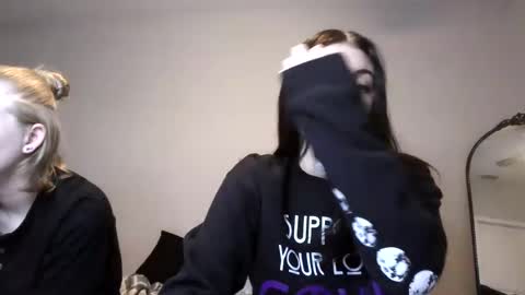 Goddess Raven online show from 6, 1, 2025