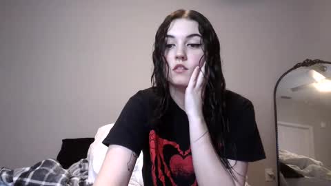 Goddess Raven online show from 8, 1, 2025