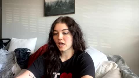 Goddess Raven online show from 8, 2, 2025