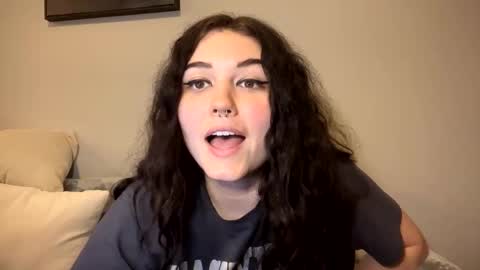 Goddess Raven online show from 25, 2, 2025