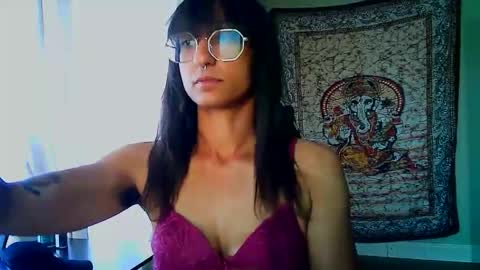 goddessvikkii online show from 23, 3, 2026