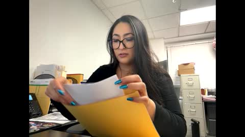 GoddessxxRosexx online show from 18, 2, 2025