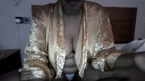 Snapshot of goddessyasssx chatting on 15, 11, 2025 goddessyasssx online show from 15, 11, 2025