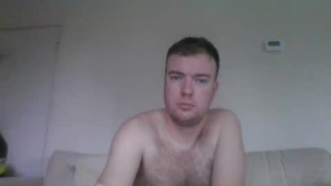 Snapshot of gogo12104 chatting on 18, 12, 2024 jme online show from 18, 12, 2024