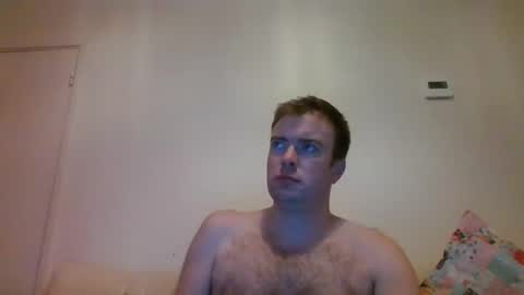 Snapshot of gogo12104 chatting on 21, 1, 2025 jme online show from 21, 1, 2025