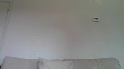 Snapshot of gogo12104 chatting on 8, 3, 2025 jme online show from 8, 3, 2025