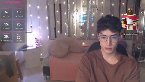 Snapshot of gojo_satoru_18 chatting on 10, 1, 2025 Satoru Gojo online show from 10, 1, 2025