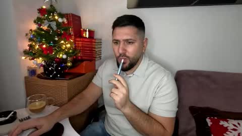 gold_alpha_boy online show from 4, 12, 2025