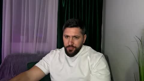 gold_alpha_boy online show from 8, 3, 2026