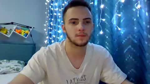 Golden boyyy21 online show from 11, 1, 2025