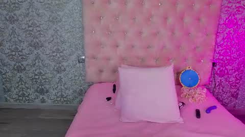 golden girl   online show from 21, 6, 2026