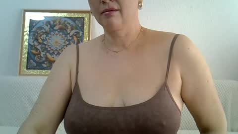 Snapshot of golden_kessie chatting on 22, 7, 2026 golden_kessie online show from 22, 7, 2026