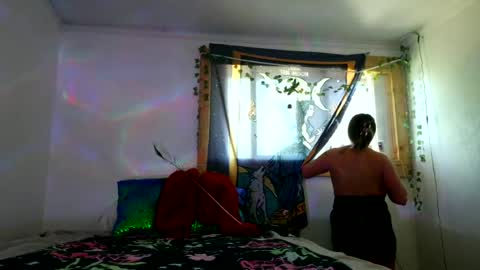 XxPretentious PeachxX online show from 22, 6, 2026