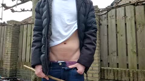 Snapshot of goldenelixxxir chatting on 29, 1, 2025   online show from 29, 1, 2025