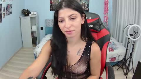 The Golden Girl With The Black Hair online show from 11, 9, 2025