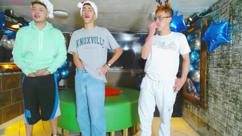 GOLDENJOI online show from 8, 12, 2024