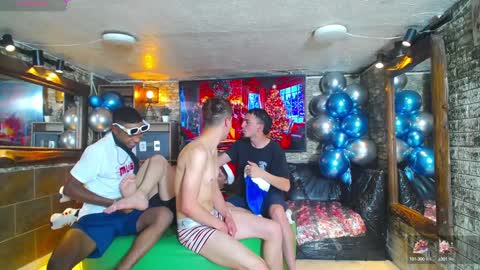 GOLDENJOI online show from 21, 12, 2024